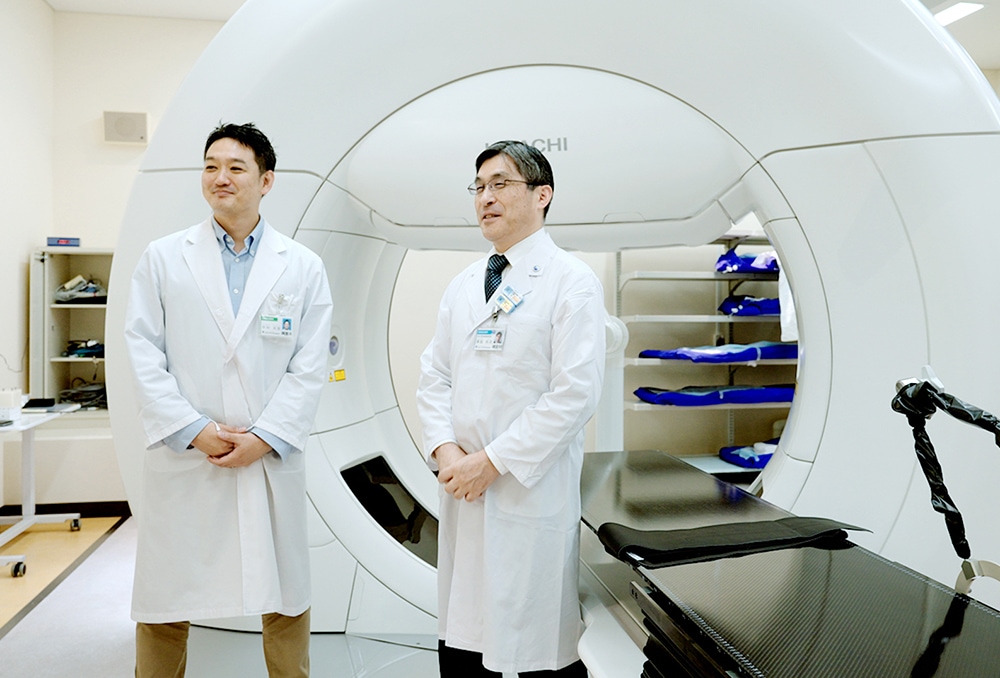 京都大学と日立ハイテクが最先端の性能に挑戦