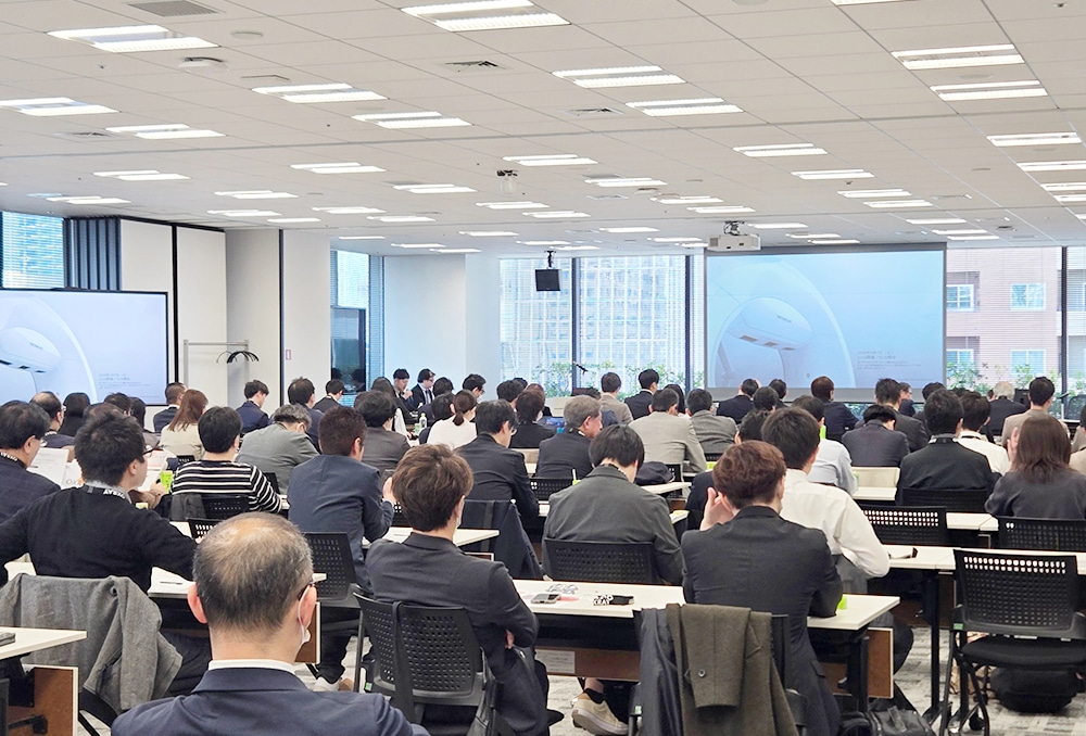 日立ハイテクが切り拓く 新しいがん放射線治療のかたち