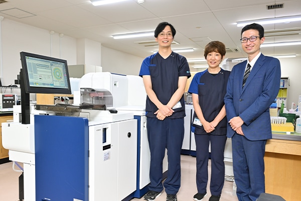 Supporting new ways of working in medical areas with the Clinical Analyzer LABOSPECT 006 α