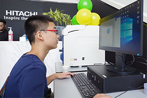 Hitachi High-Tech Analytical Science Shanghai held a parent-child electron microscope experience