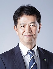 Tsutomu Okada