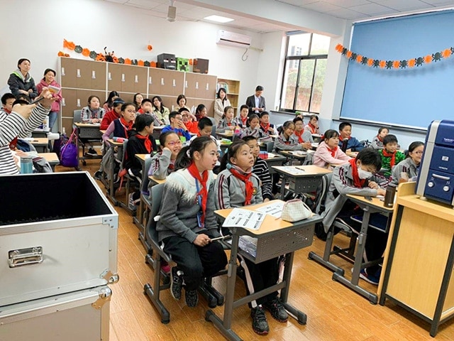 A lesson at Shanghai Hua'er Pudong Experimental School