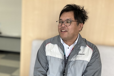 笑顔のNさんの写真