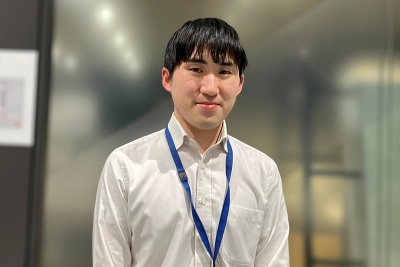 笑顔のTさんの写真